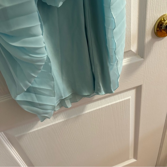 BLUE FORMAL DRESS - Picture 6 of 7